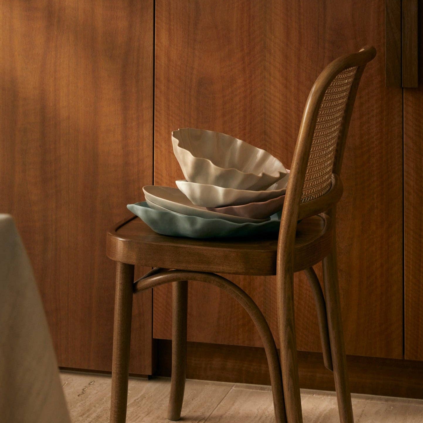 Ruffle Bowl Icy Pink (S)