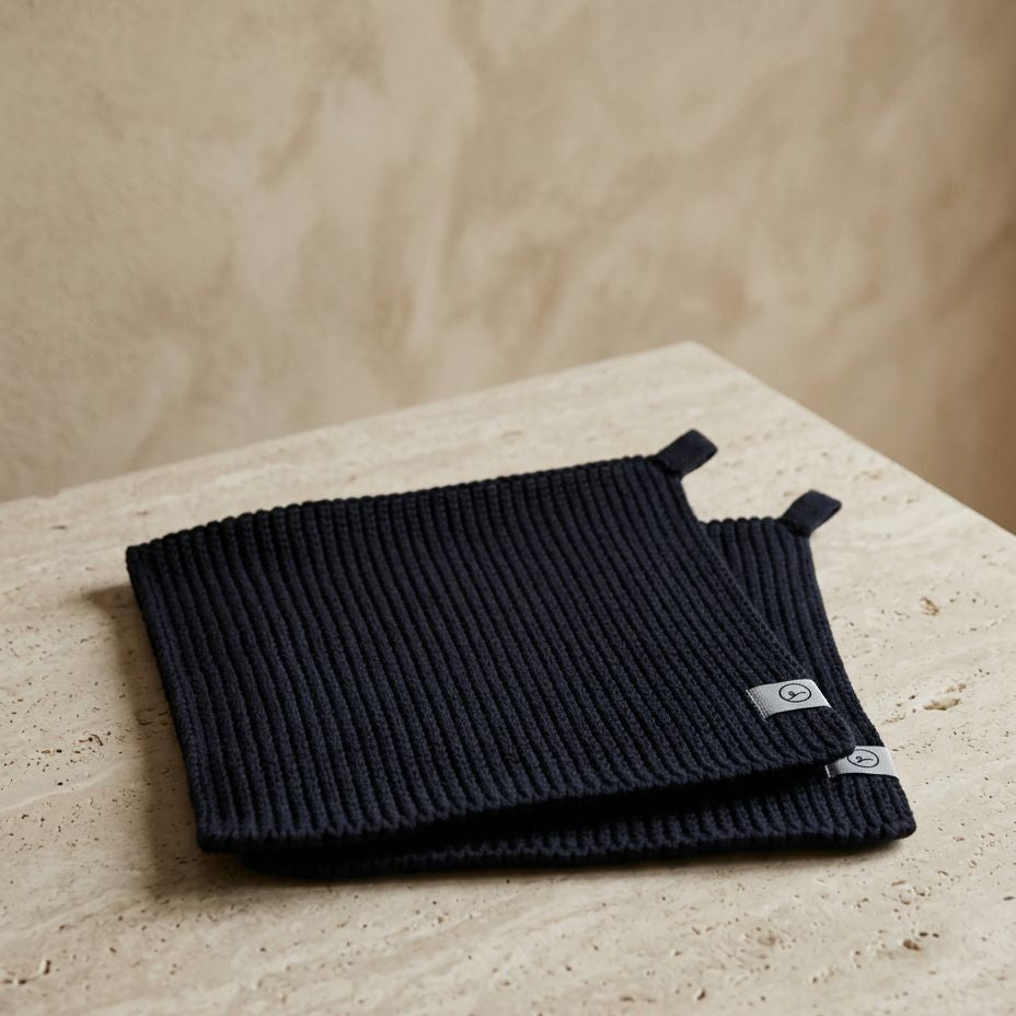 Pot Holder Raven