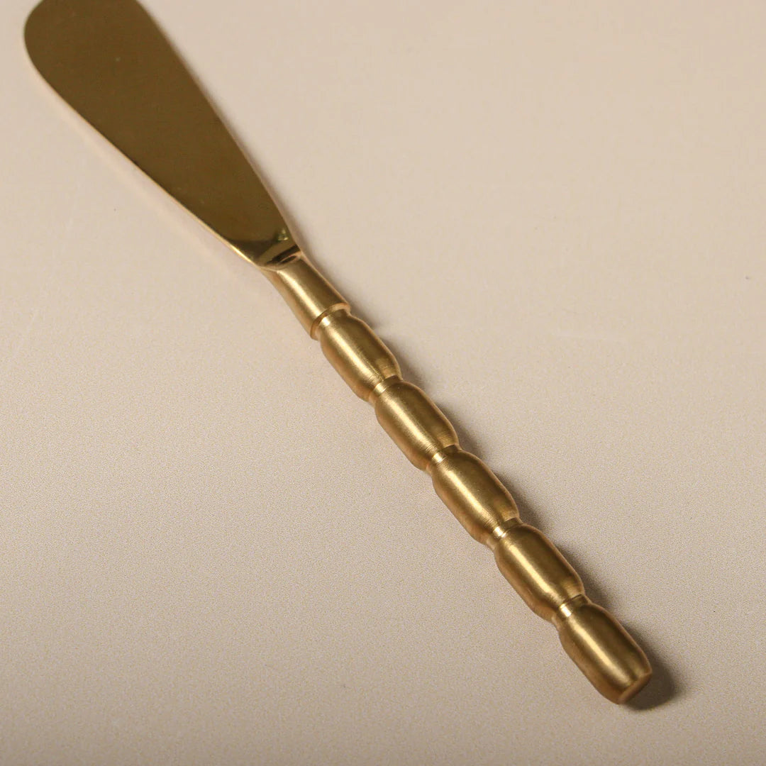 Form Spread Knife