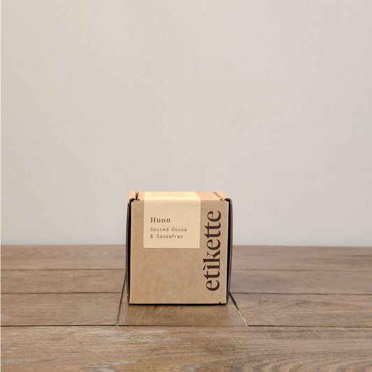 Huon in Spiced Cocoa & Sassafras Candle 175ml