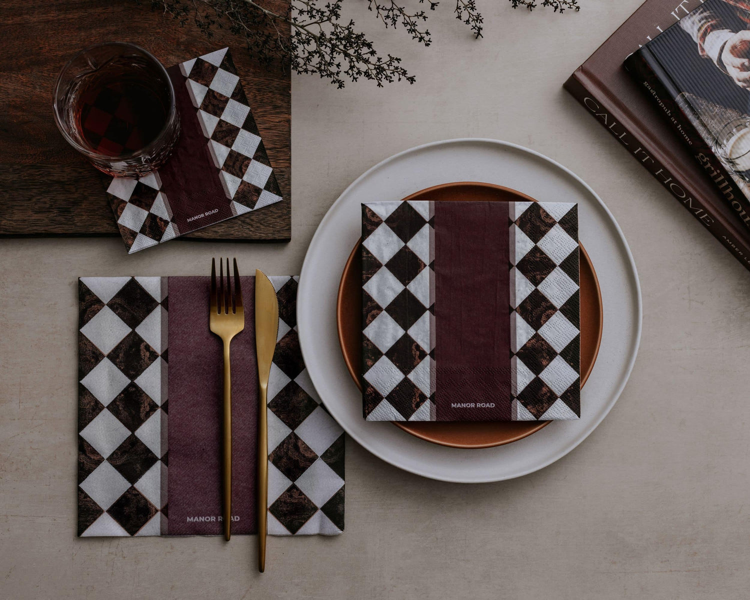 Marbled Bordeaux Cocktail Serviette