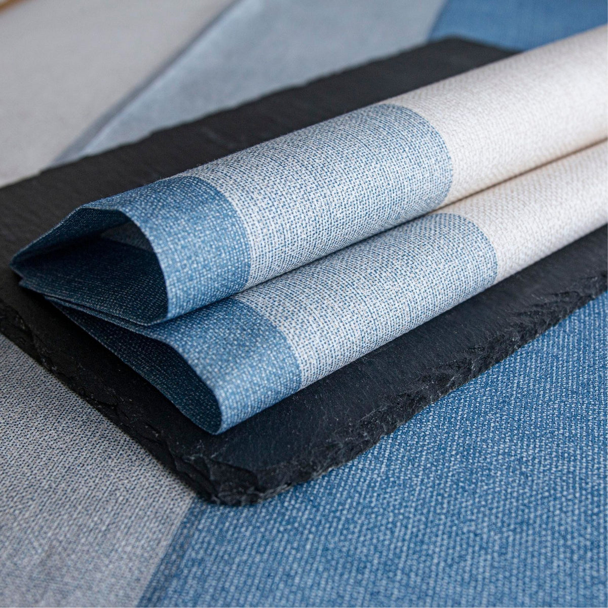 Stoff Blue Dinner size Serviette, Linen feel napkin