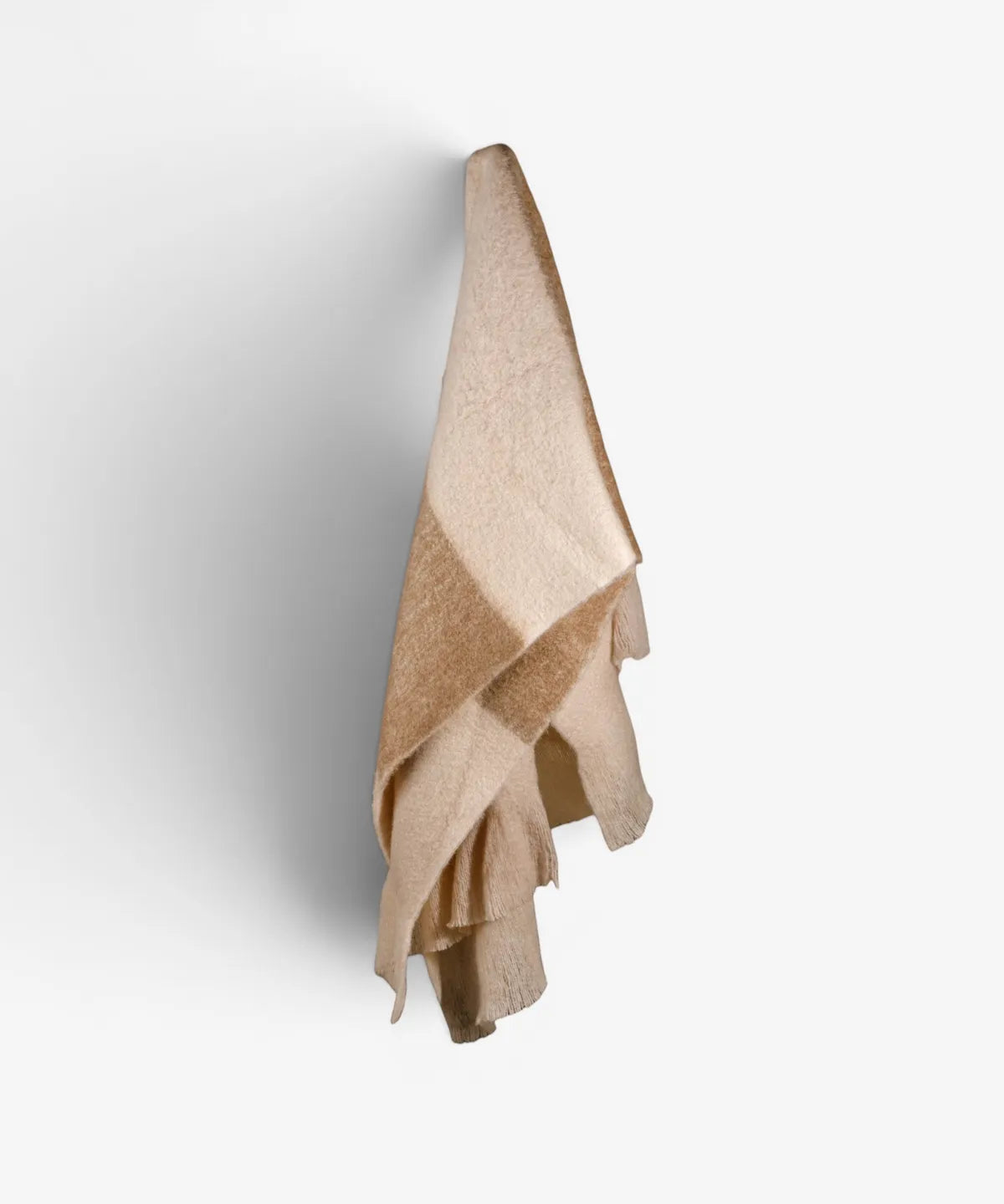 Florentine Dusky Pink Throw
